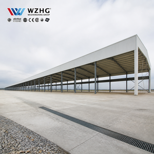 Edificio Industrial Metálico con Techo Alto para Espacio de Producción - Product Image 1