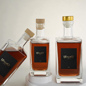 Botella de Vidrio Rectangular de Fondo Grueso de 250 ml y 500 ml para Licores y Bebidas Espirituosas, para Vodka, Whisky, Ginebra, Ron, Envase de 25 cl y 50 cl - Product Image 1