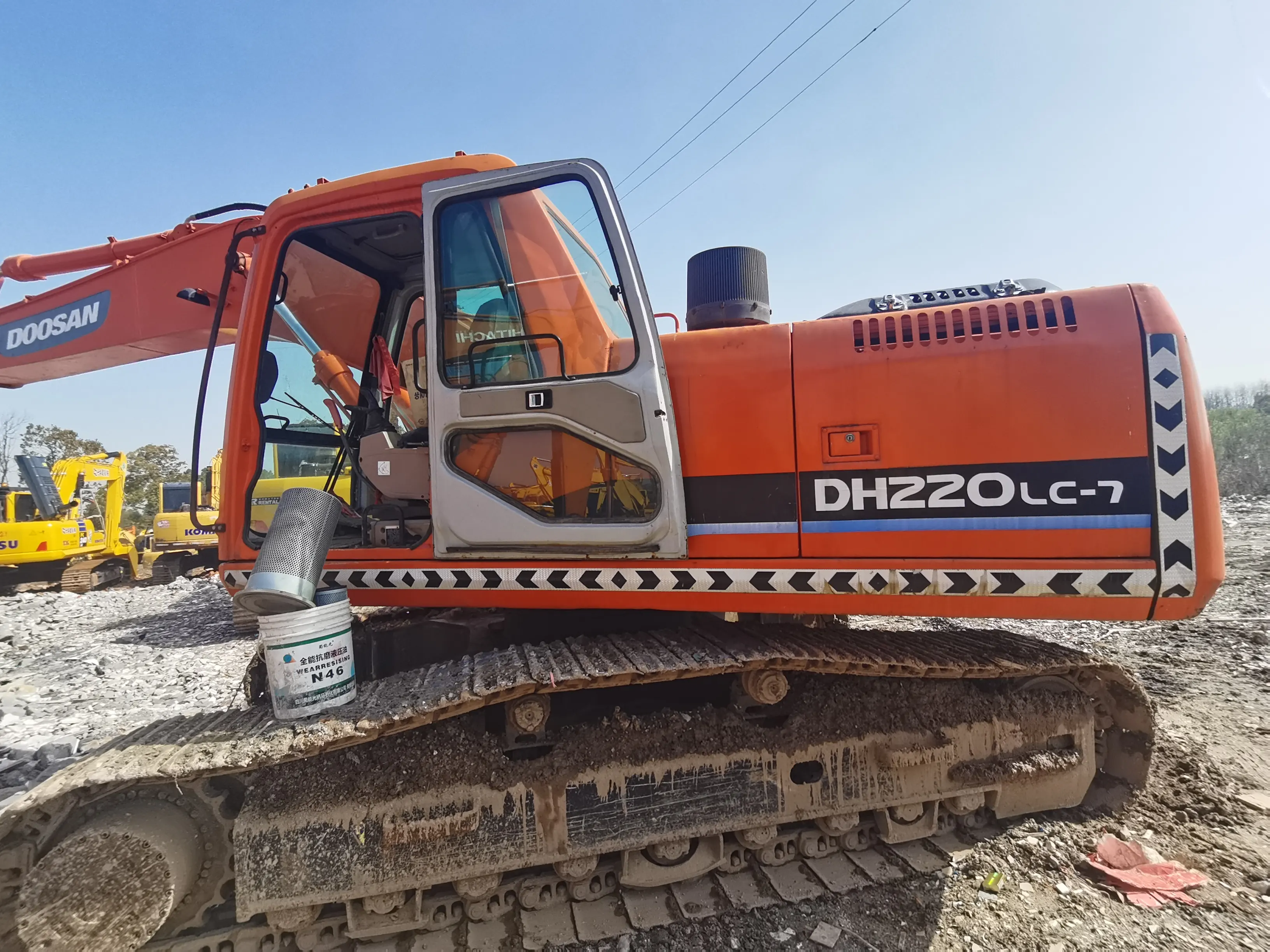 Good Quality Used Crawler 20 Ton Excavator Doosan DH220 Second Hand Doosan Dh220 Digger Excavator For Sale