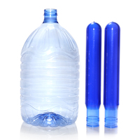 Bon prix Préformes de bouteilles d'eau pure en PET bleues de 700g, 730g, 750g, 18 L, 18,9 L, 19 L, 20 L (5 gallons)