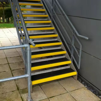 Couvre- marches d'escalier en FRP sur mesure, colorés, en fibre de verre, avec options de bordure jaune, noir et rouge