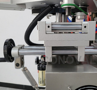 Machine d'étiquetage entièrement automatique horizontale pour bouteilles rondes, conteneurs, bocaux et baumes à lèvres