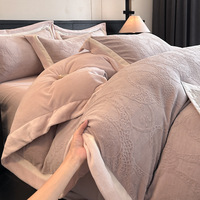 Housse de couette d'hiver Queen en velours laiteux, ensemble quatre pièces, housse de couette chaude sculptée 7D, épaissie double face