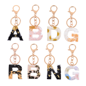 سلسلة مفاتيح مخصصة لفتاة من letra inicial resina personalizados - Product Image 3