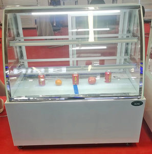 Vetrina Refrigerata Curva <span class=keywords><strong>per</strong></span> Torte <span class=keywords><strong>con</strong></span> Illuminazione LED e Vetro Antiappannamento - Product Image 4