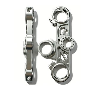 Parti per Moto in Acciaio Inossidabile Lavorate a CNC su Misura, Morsetto Superiore di Precisione Tipo Forato - Officina di Produzione - Product Image 4