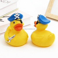Canard de bain flottant de style classique, sans BPA, écologique, jouet de bain pour enfants, canard pirate
