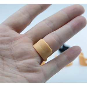 Anneau de protection en <span class=keywords><strong>silicone</strong></span> personnalisable et sûr pour les entraînements en extérieur, cible le fitness, réduit la pression sur la peau, offre une protection rouge sur la face intérieure de la paume - Product Image 4