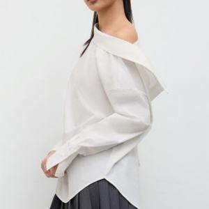 Camiseta de verano personalizada con hombros descubiertos para mujer, camiseta de manga larga de algodón con cuello vuelto y espalda descubierta y correa automática ajustable - Product Image 5