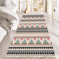 Ethnischer Stil Polyester-Quasten-Bodenmatte Schlafzimmer-Bettvorleger Einfacher Moderner Teppich mit Punktmuster Fleckresistent Maschinenwaschbar