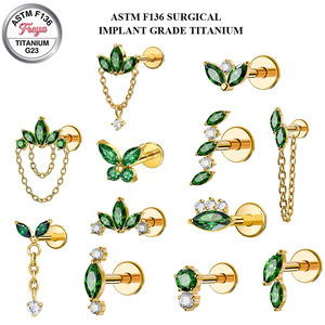 Piercing de titanio ASTM F136 Freya con circonita, <span class=keywords><strong>esmeralda</strong></span> colgante y rosca interna para oreja, nariz, labio, tragus y lóbulo. - Product Image 1