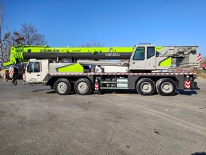 Affordable Pre-Owned Zoomlion 70 Ton Truck with Crane for Building Projects - Product Image 2