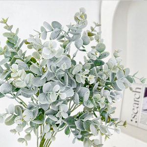 Tiges d'eucalyptus artificielles en plastique, feuillage réaliste pour intérieur, salle de bain, mariage, bureau, décoration, feuilles de plantes artificielles - Product Image 5