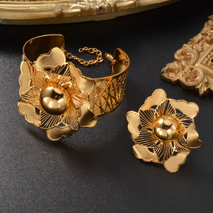 hollow carved floral copper crafted bulk wholesale 18k gold plated designer <b>bangle</b> bracelet matching fashion jewelry ring <b>set</b> - Product Image 1