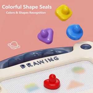<span class=keywords><strong>Pas</strong></span> <span class=keywords><strong>cher</strong></span> Préscolaire Enfants Apprentissage Éducation Jouet Formes Colorées Réutilisable Peinture Creative Enfants Écriture Magique Planche À <span class=keywords><strong>Dessin</strong></span> - Product Image 2