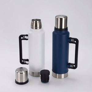 Thermos à double paroi isolé sous vide 1L 1.4L 1.9L Bouteille d'eau en acier inoxydable avec poignée pour les sports de plein air - Product Image 1