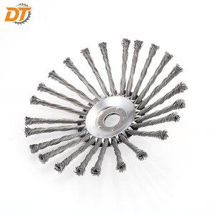 Tête de débroussailleuse à brosse rotative en fil d'acier de 10 pouces DT pour désherbage, élimination du mousse et de la rouille - Product Image 3