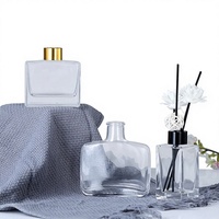 Diffuseur d'arômes en verre sans parfum sur mesure, transfrontalier, en forme plate, pour chambres d'hôtel ; Diffuseur à bâtonnets sérigraphié