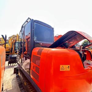 Excavatrice Hitachi ZX70 d'occasion de bonne flexibilité adaptée à la construction et à l'exploitation minière en vente - Product Image 4