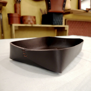 Étui en cuir véritable fait main pour dés à jouer, plateau pliable de rangement de bureau, boîte de rangement pour jeux en cuir, sac organisateur GLTY-0057 - Product Image 1