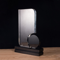 Prix de cristal noir de qualité supérieure avec prix d'usine Plaque de remise de trophée en cristal au Design Unique