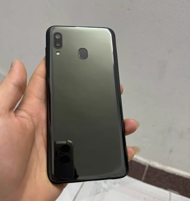 Super Low Price for Sale A20 TD-LTE SM-A205F 4000 MAh Battery 32GB 3GB RAM Android Smartphone Complete Set of Accessories