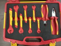 24 pièces 1000v 23C outils à main isolés OEM personnalisé ensemble d'outils en acier au carbone y compris clé tournevis douille pince