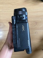 Caméscope grand public Sony HDR-AX1000E 90 % neuf avec capteur CMOS 4K, zoom optique 12x et écran LCD de 3,5 pouces