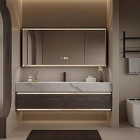 Meuble de salle de bain moderne avec double vasque et miroir