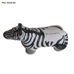 Balle anti-stress en mousse PU de forme personnalisée Cadeau promotionnel durable pour les enfants jouent et font de la publicité - Product Image 3