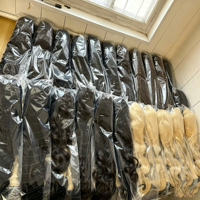 Perruque bouclée indienne naturelle de Birmanie, perruque frontale en dentelle HD complète de 30 pouces, vente en gros, perruque sans colle en cheveux humains vierges bruts péruviens 12A
