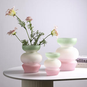 Jarrón de cristal moderno nórdico polvo degradado púrpura y verde <span class=keywords><strong>para</strong></span> boda y sala de estar de Hotel florero hidropónico - Product Image 1