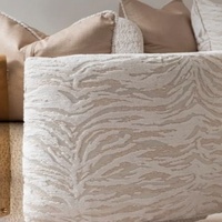 Canapé en tissu Chesterfield moderne en gros, 3 places, avec design capitonné, fonction canapé-lit, pieds en métal, pour hôtel et usage domestique