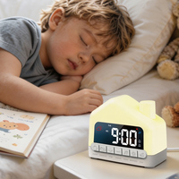 Lampe de chevet pour enfants, lampe de table de chevet, horloge numérique LED mignonne pour enfants avec réveil et lumière d'ambiance RGB