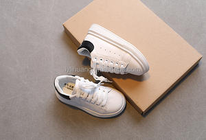 Chaussures de sport décontractées pour enfants printemps nouvelles chaussures en cuir respirantes pour garçons chaussures blanches pour filles baskets pour enfants moyennes et grandes - Product Image 3