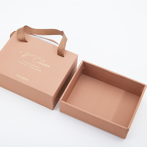 Scatola Regalo di Lusso Personalizzata con Logo, in Cartone Riciclabile Stampato, per Set di Cosmetici, Trucchi e Prodotti per la Cura della Pelle - Product Image 3