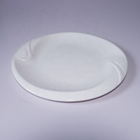 Vaisselle en plastique durable personnalisée en gros, service de restauration, assiette ronde en mélamine blanche bon marché en vrac de 9 pouces