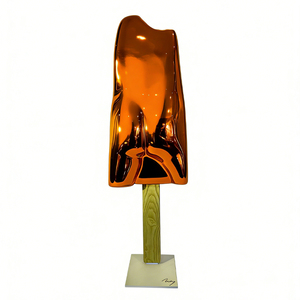 Scultura Creativa Moderna Artigianale a Forma di Gelato, Decorazione Personalizzata per Gelaterie e Negozi di Dolci, Arte in Resina per Gallerie - Product Image 1