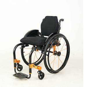 Fauteuil roulant en aluminium au design exclusif |   Hauteur réglable, largeur personnalisable |   Modèle sportif haut de gamme - Product Image 3
