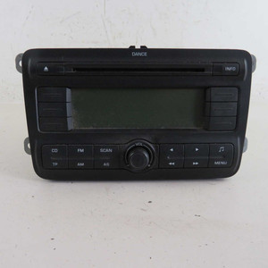 Radio de coche con reproductor de CD 5J0035161 para Skoda Roomster 2006-2015 usado (76669) - Product Image 1