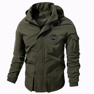 Venta caliente en Europa Hombres Al aire libre a prueba <span class=keywords><strong>de</strong></span> viento Casual Cremallera con capucha Chaquetas Softshell Sombrero Extraíble Hombre <span class=keywords><strong>Grasa</strong></span> Tamaños Chaquetas <span class=keywords><strong>de</strong></span> senderismo - Product Image 2
