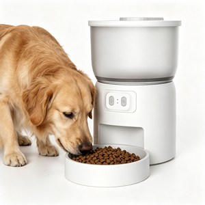 Distributeur automatique de nourriture pour animaux de compagnie intelligent et silencieux, avec couvercle anti-poussière et quantité d'alimentation réglable - Product Image 1