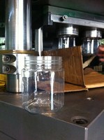 Moulage par soufflage d'injection de gobelet de vin en plastique faisant la machine