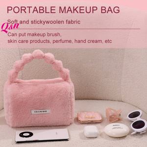 2025 nuevas bolsas de maquillaje cosmético de cuero PU, bolsa organizadora, bolsa de maquillaje de silicona, terciopelo de mano peludo - Product Image 4