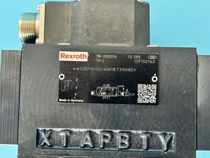 Control Direccional Proporcional Hidráulico Original R901020256 4WS2EM10-5X/60B11ET315K8DV para Uso Industrial - Product Image 1