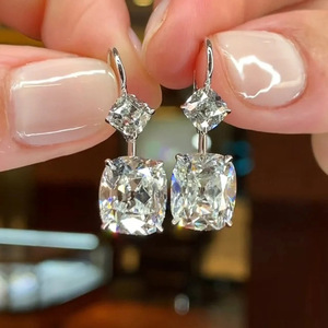 Eleganti Orecchini Quadrati a Rombo per Donne, Gioielli Geometrici Scintillanti per Uso Quotidiano e Feste - Product Image 1