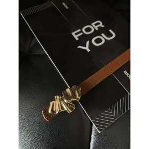 Cinturón de Cuero Vacuno de Diseño con Hebilla 3D para Mujer, Cinturón de Cuero Genuino de Color Sólido y Duradero - Product Image 1