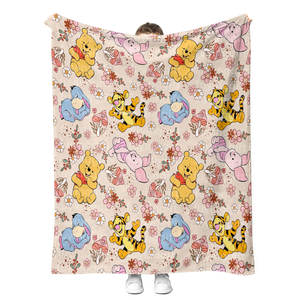 Couverture en flanelle ultra douce et légère de 50x60 pouces avec motif d'ours de dessin animé pour lit, canapé et fauteuil - Product Image 1