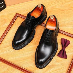 Bottes Martin montantes pour hommes en cuir véritable, style rétro britannique, à lacets, pour tenue professionnelle - Exclusif - Product Image 2