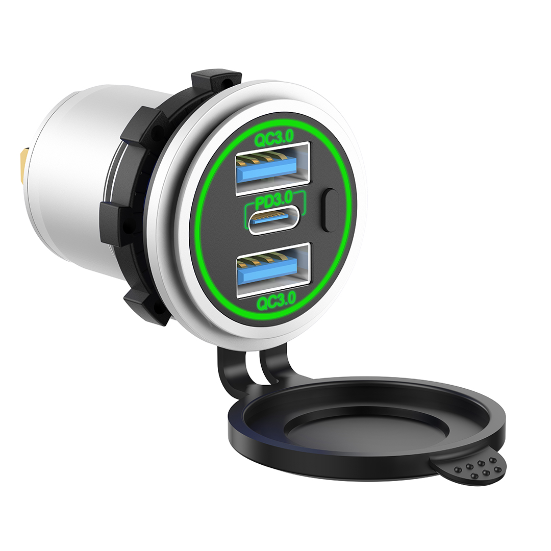 Boîtier argenté, LED verte